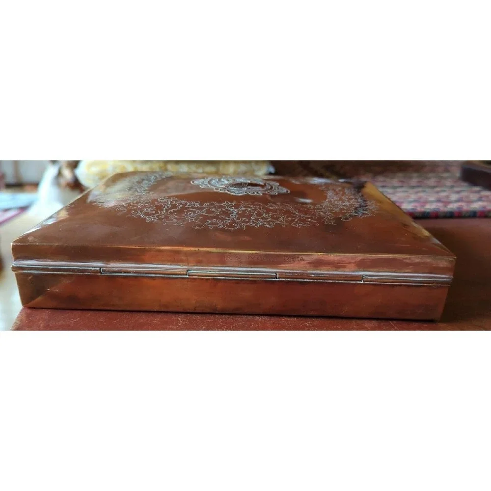 ANTIQUE COPPER TREASURE Trinket Jewlery Storage BOX Lion Etched Engraved Pretty